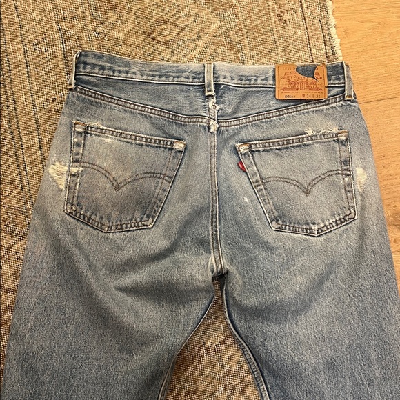 Amazing broken in vintage Levi’s - Picture 8 of 9